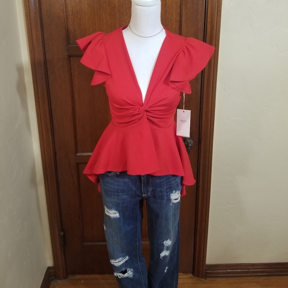 Red Tunic Top❤ - Picture 2 of 4